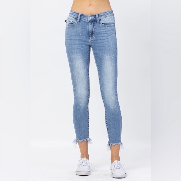 Judy Blue Denim - NWT Judy Blue Bleach Splash Mid Rise Shark Bite Skinny Jeans